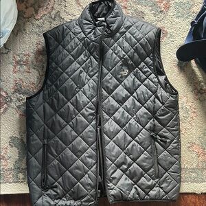 Brand new new balance vest size XL
